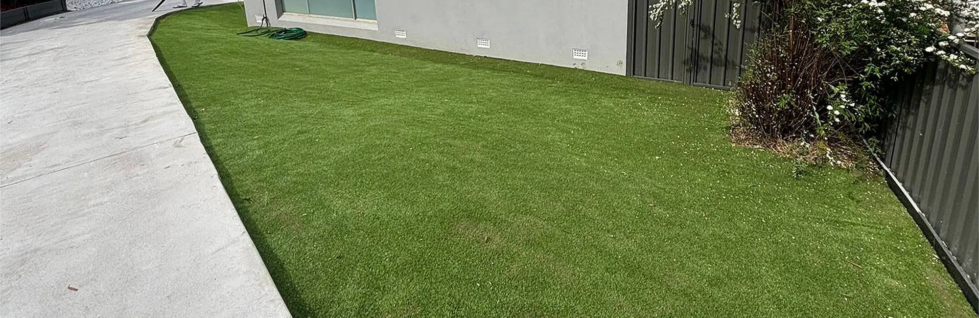Why Artificial Grass Isn’t All the Same (And How to Spot the Difference)