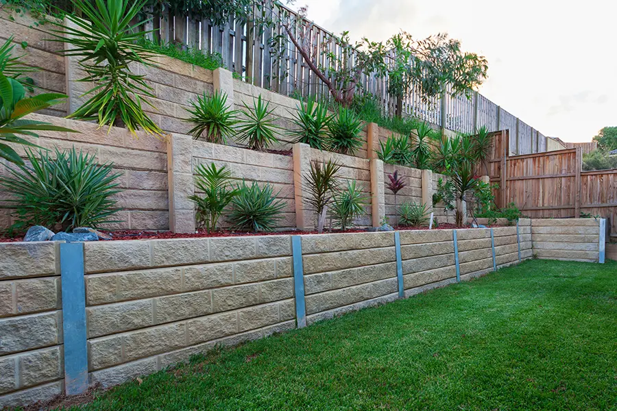 retaining walls with garden beds