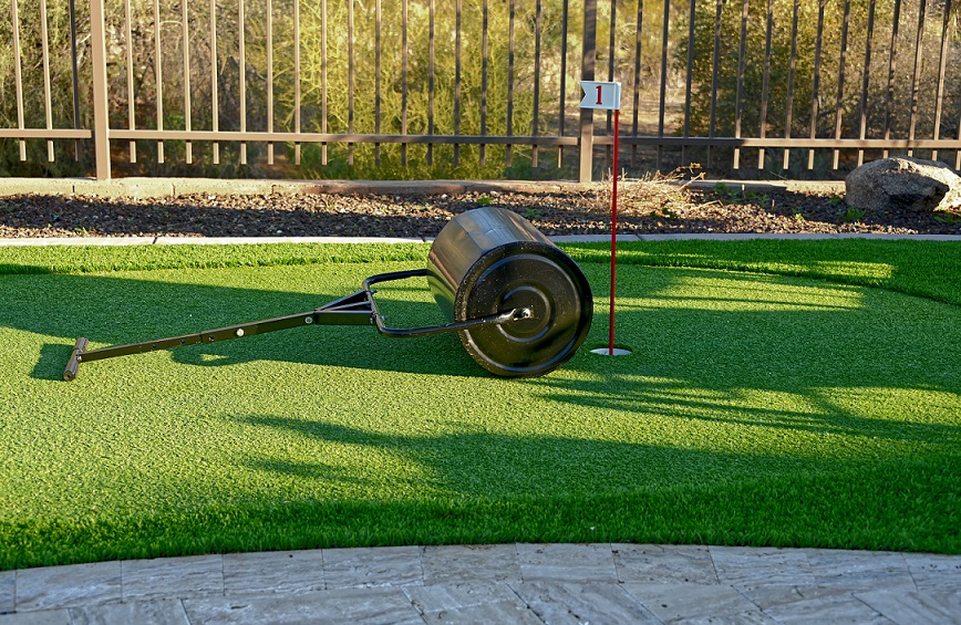 layered compaction for artificial grass