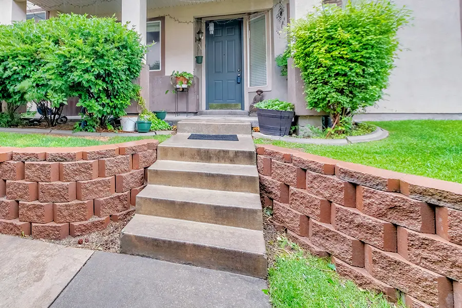 split level garden retaining walls